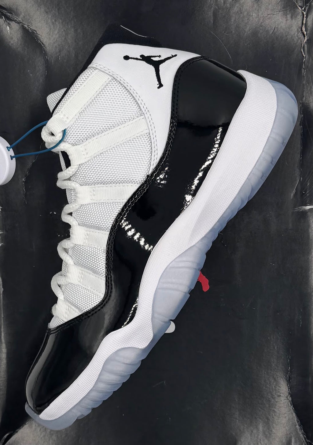 Jordan 11 Retro Concord (2018)