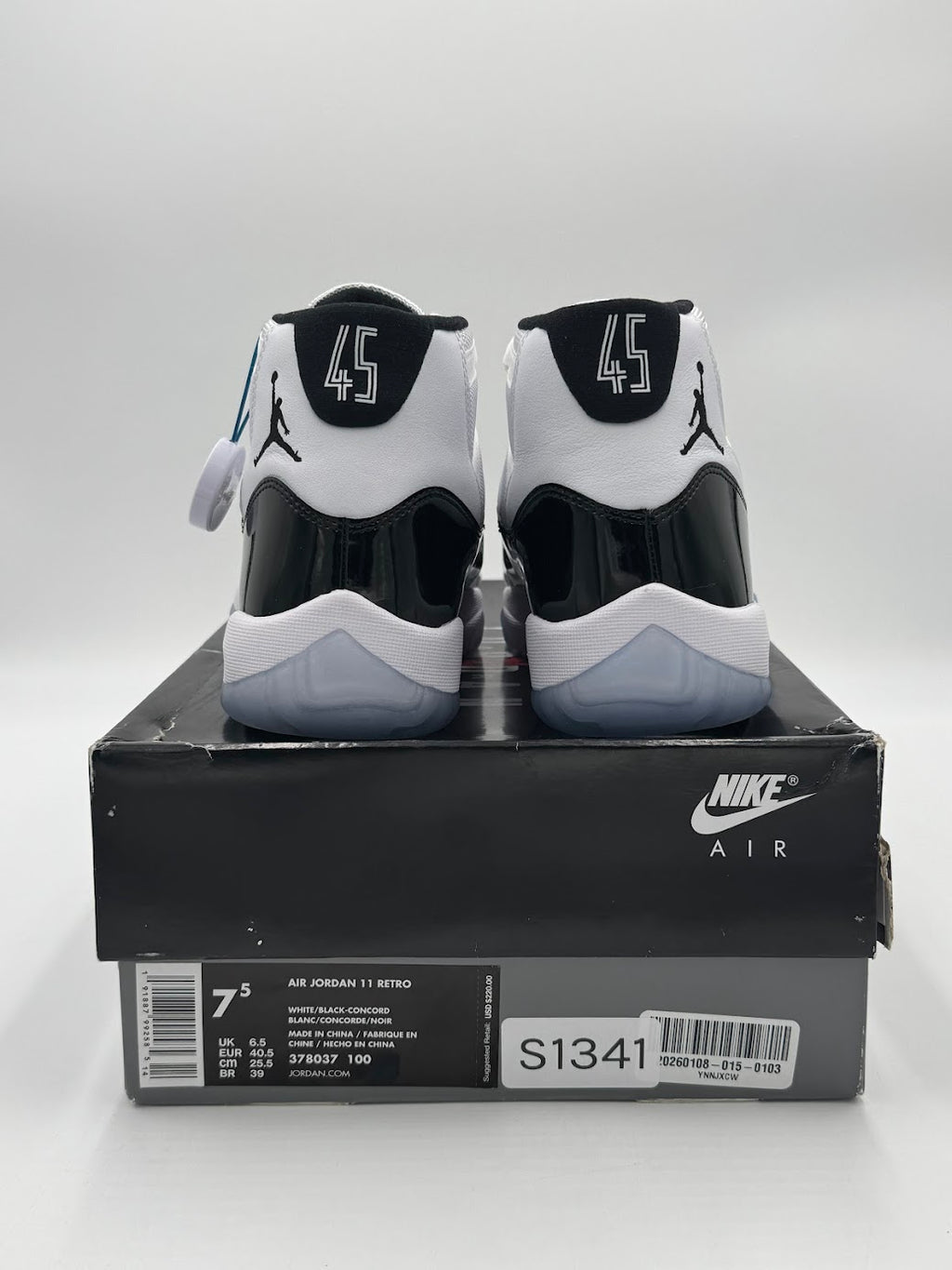 Jordan 11 Retro Concord (2018)