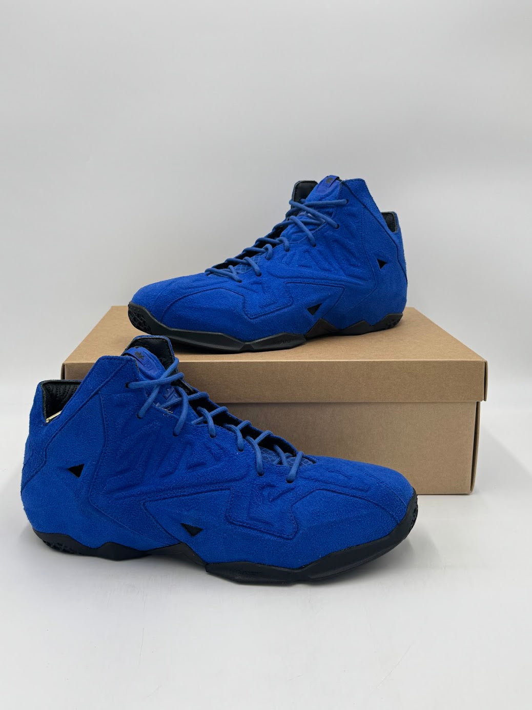 Nike LeBron 11 EXT Blue Suede