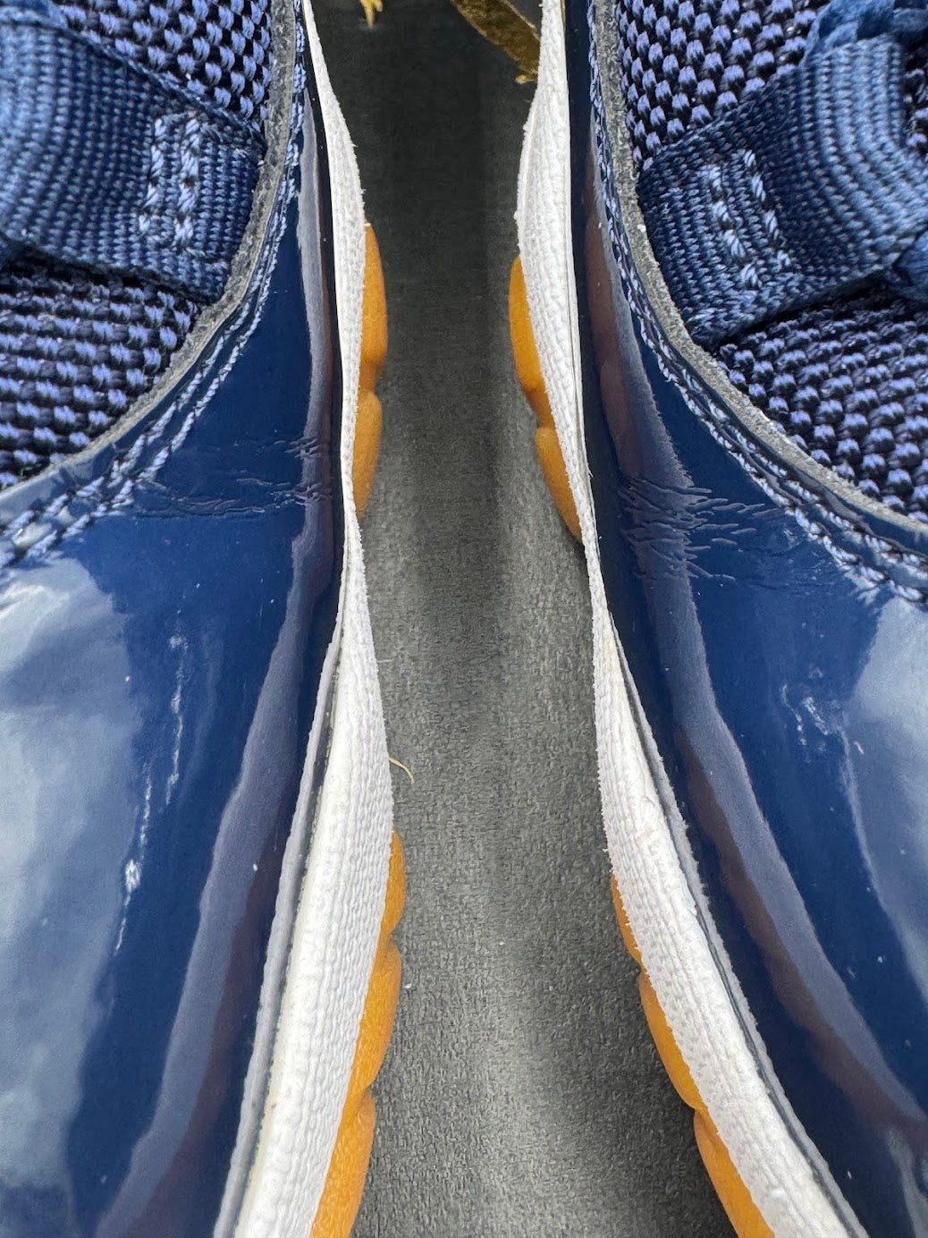 Jordan 11 Retro Low Midnight Navy