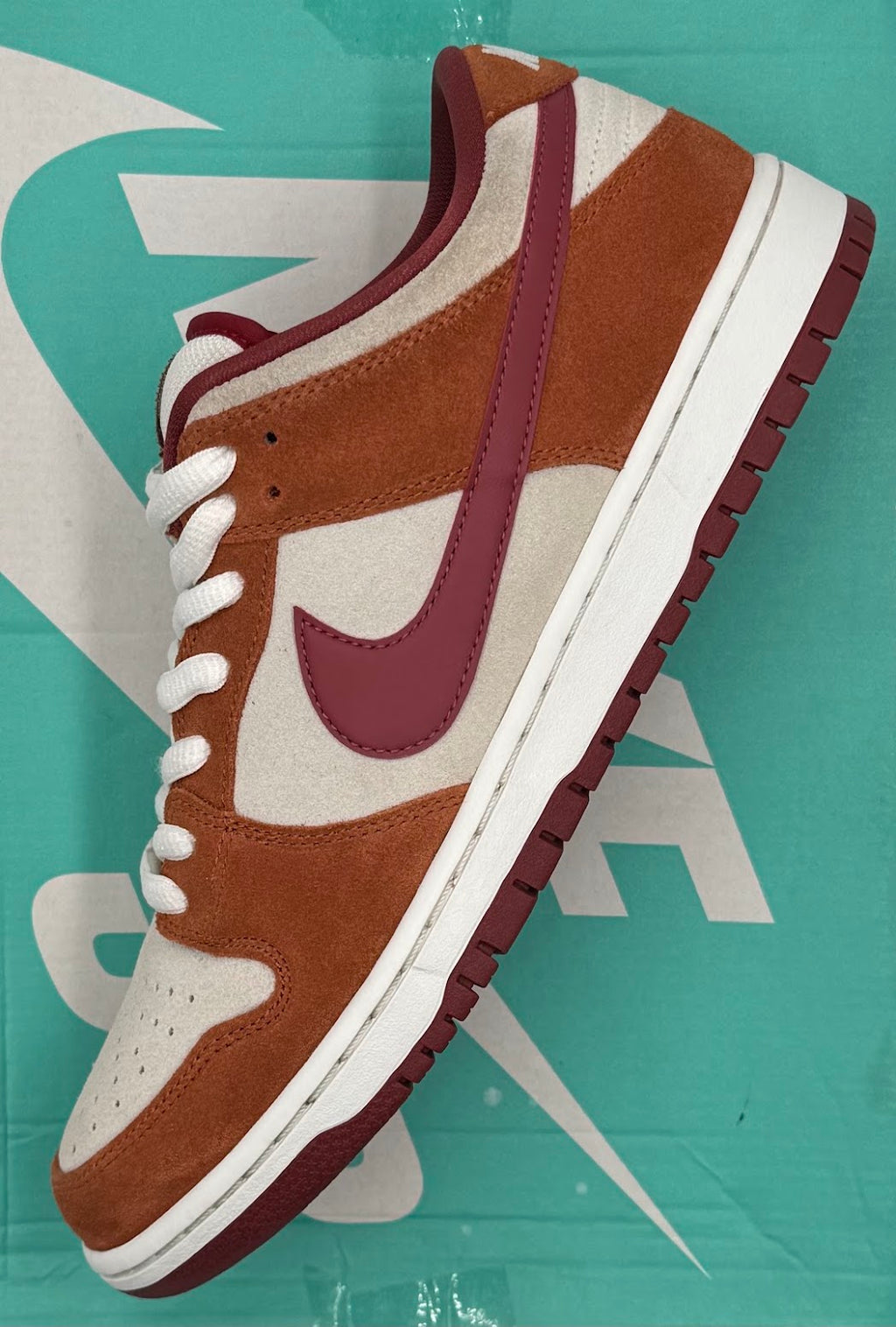 Nike SB Dunk Low Pro Dark Russet Cedar