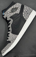 Jordan 1 Retro Un-Supreme