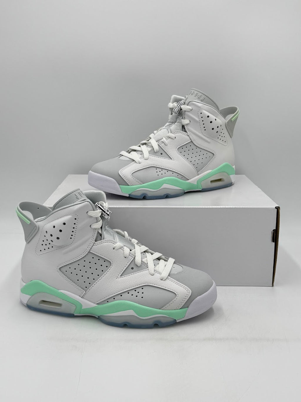 Jordan 6 Mint Foam