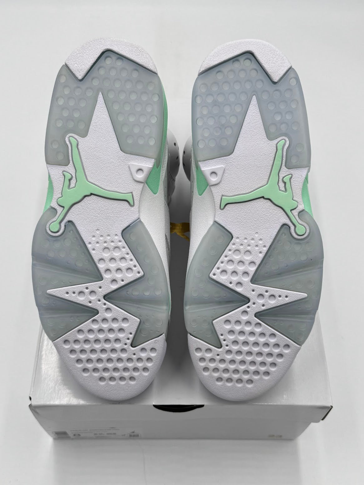 Jordan 6 Mint Foam