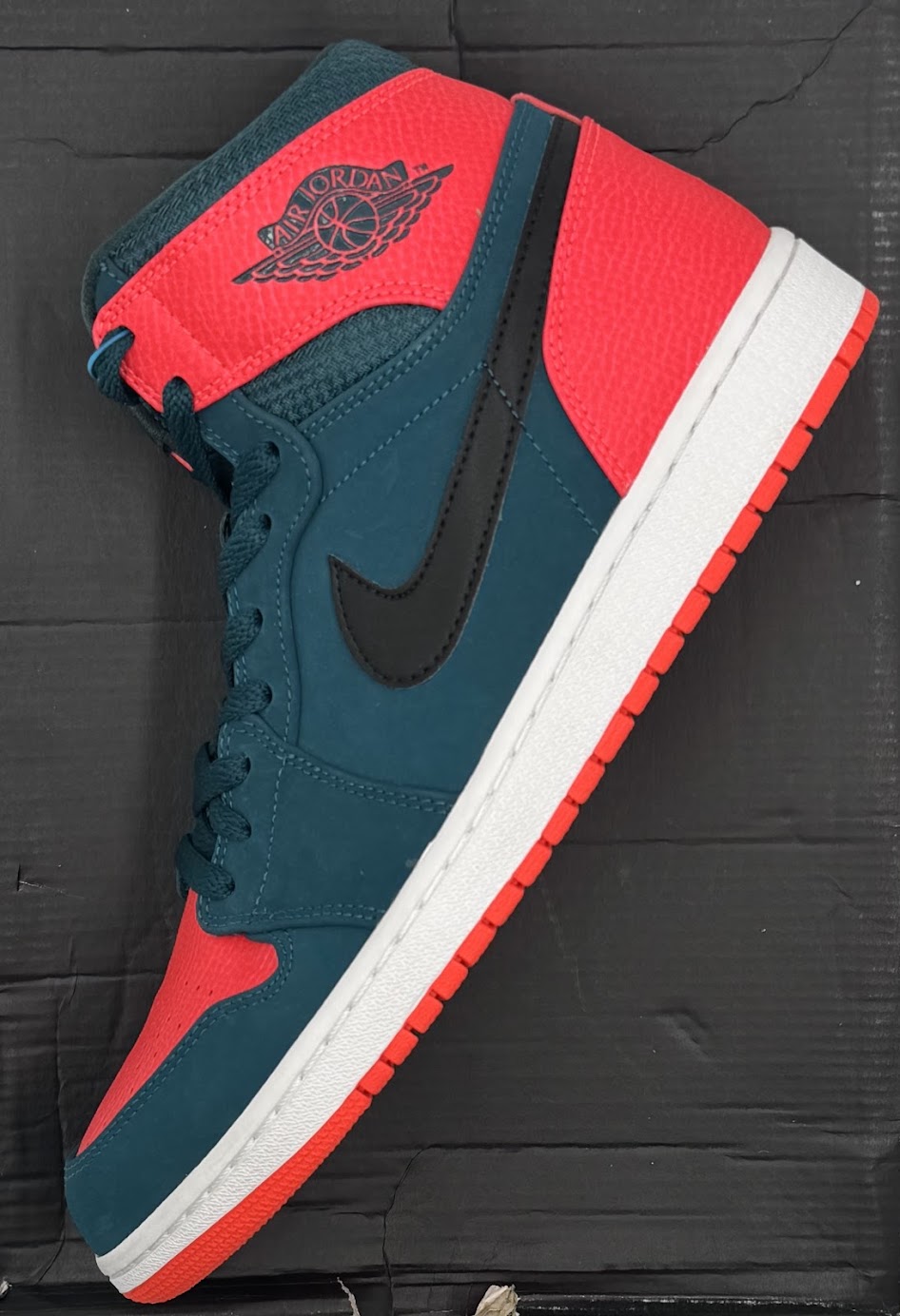 Jordan 1 Retro Russell Westbrook PE