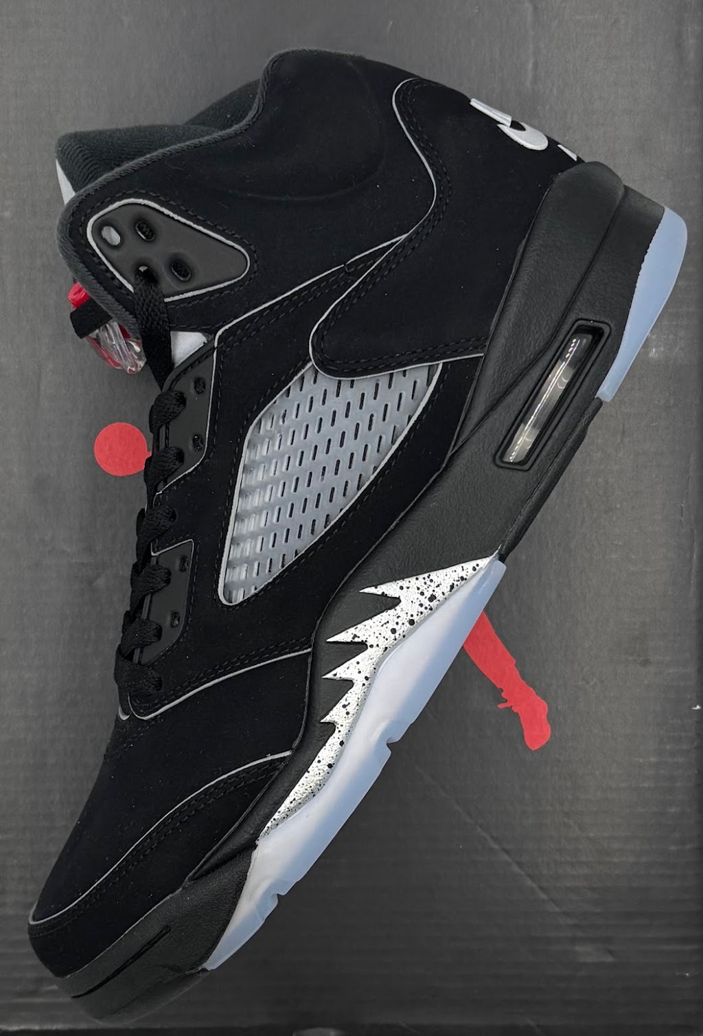 Jordan 5 Retro OG Black Metallic Reimagined