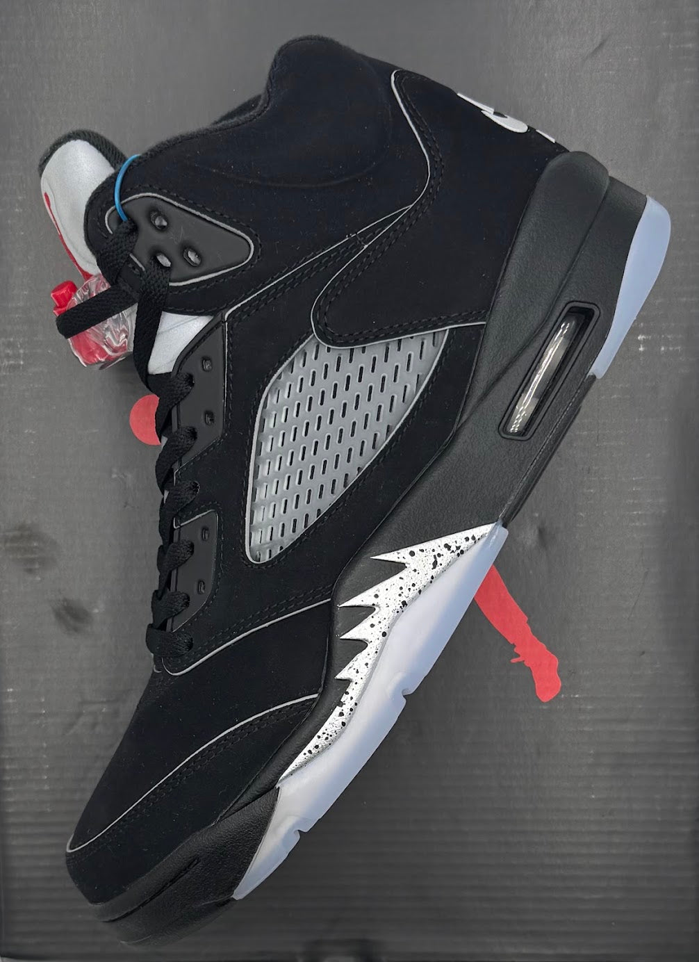 Jordan 5 Retro OG Black Metallic Reimagined