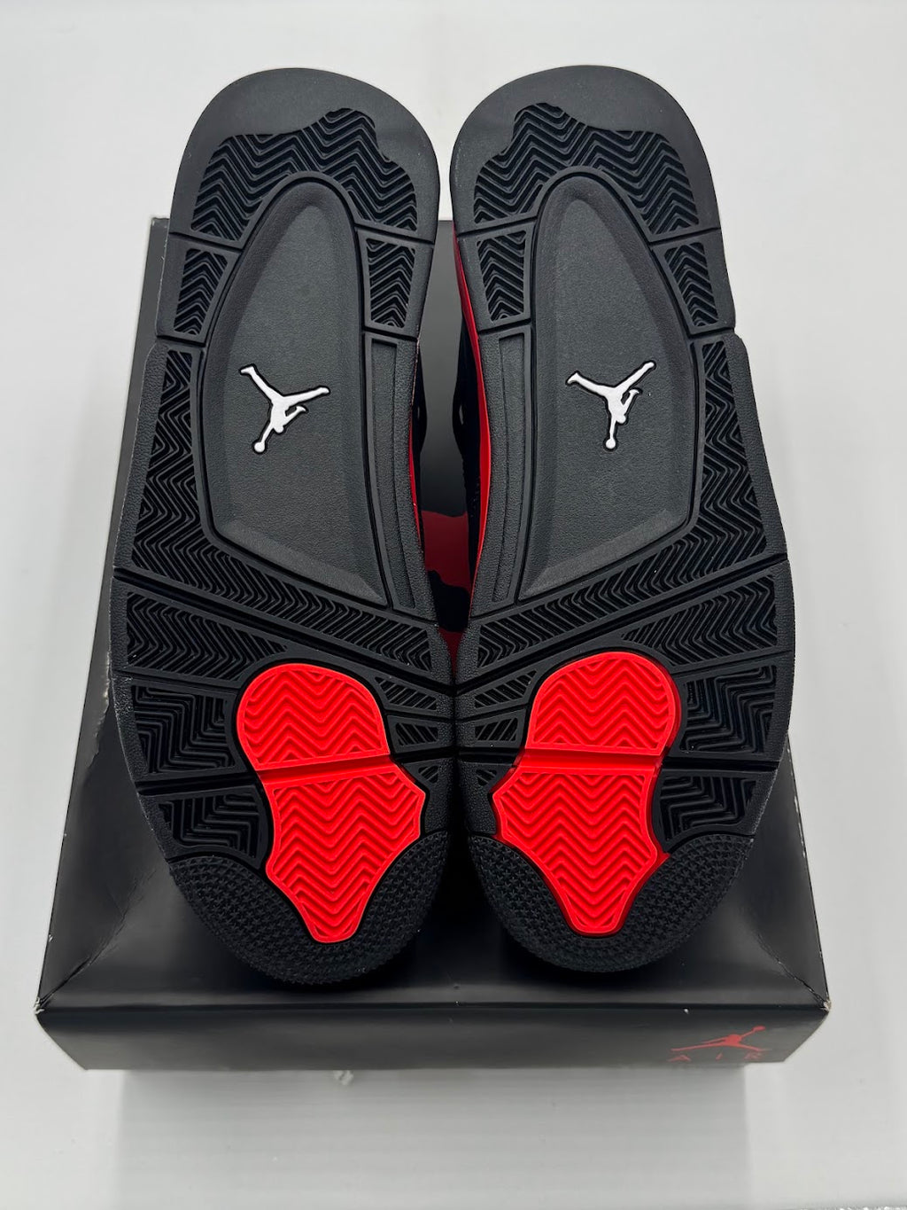 Jordan 4 Retro Red Thunder