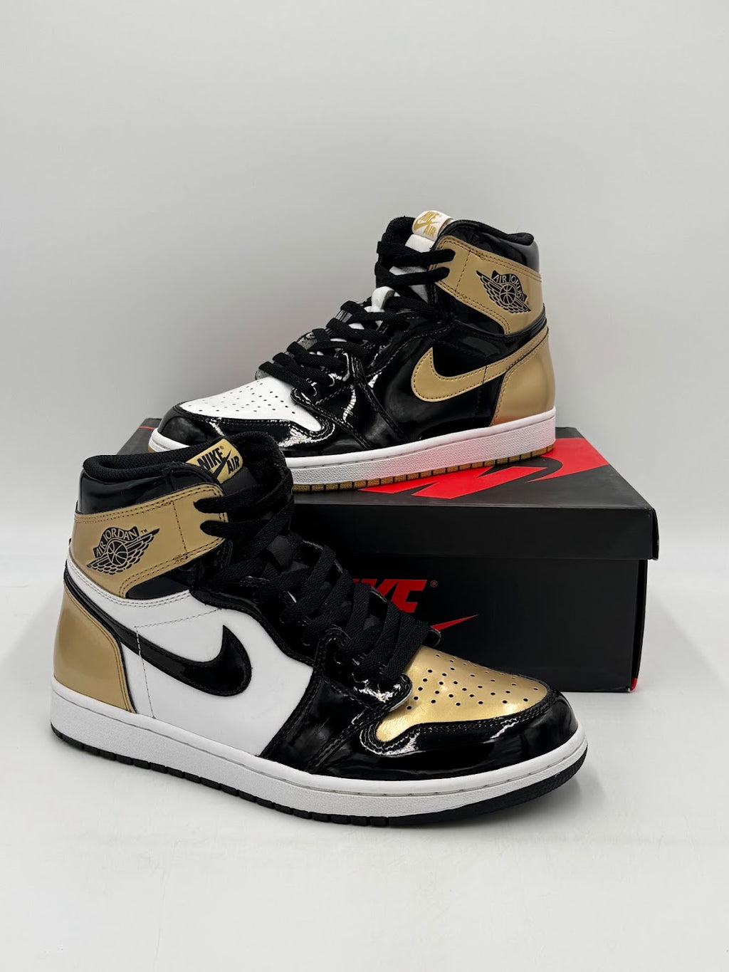 Jordan 1 Retro High Gold Top 3
