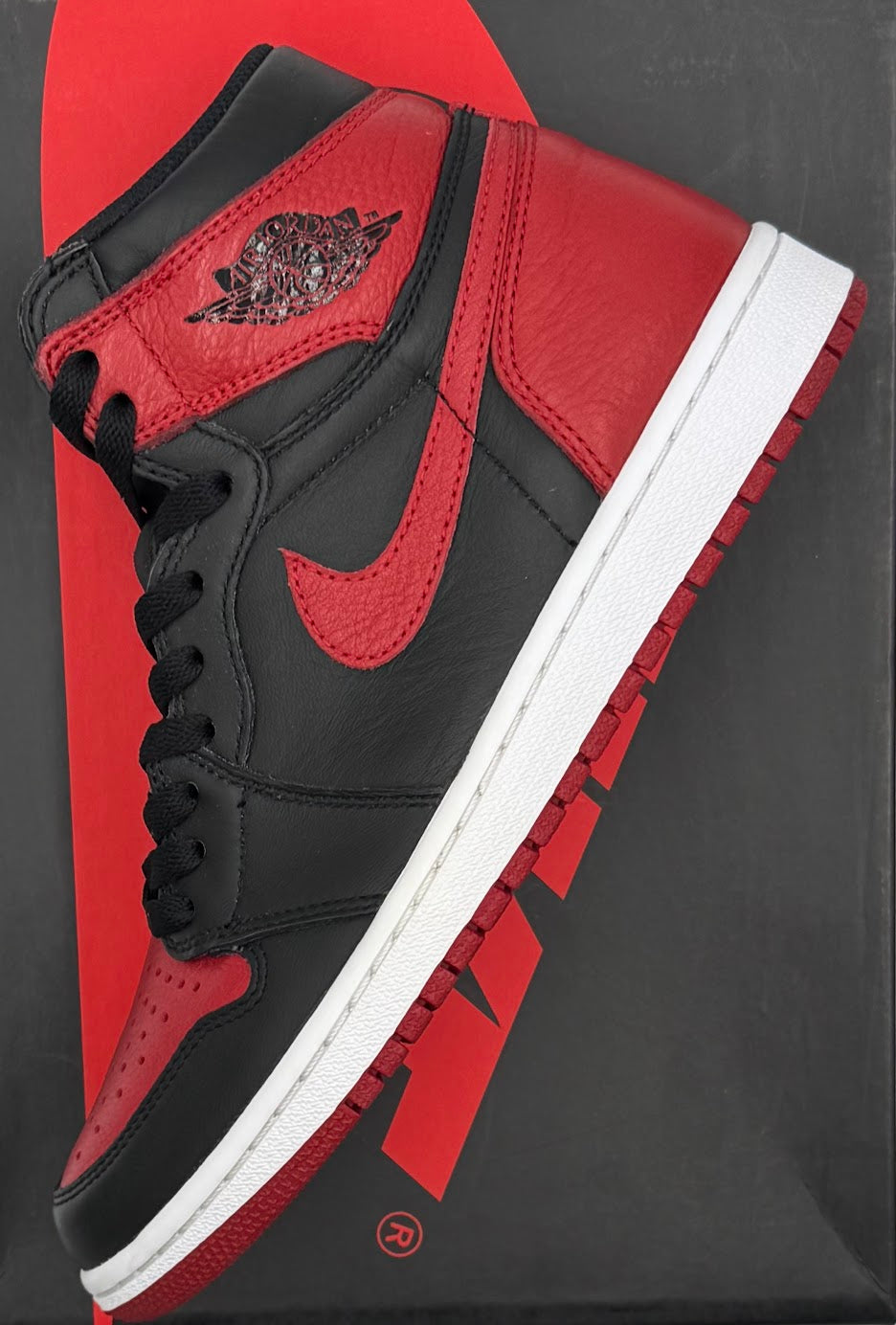 Jordan 1 Retro High Bred Banned (2016)