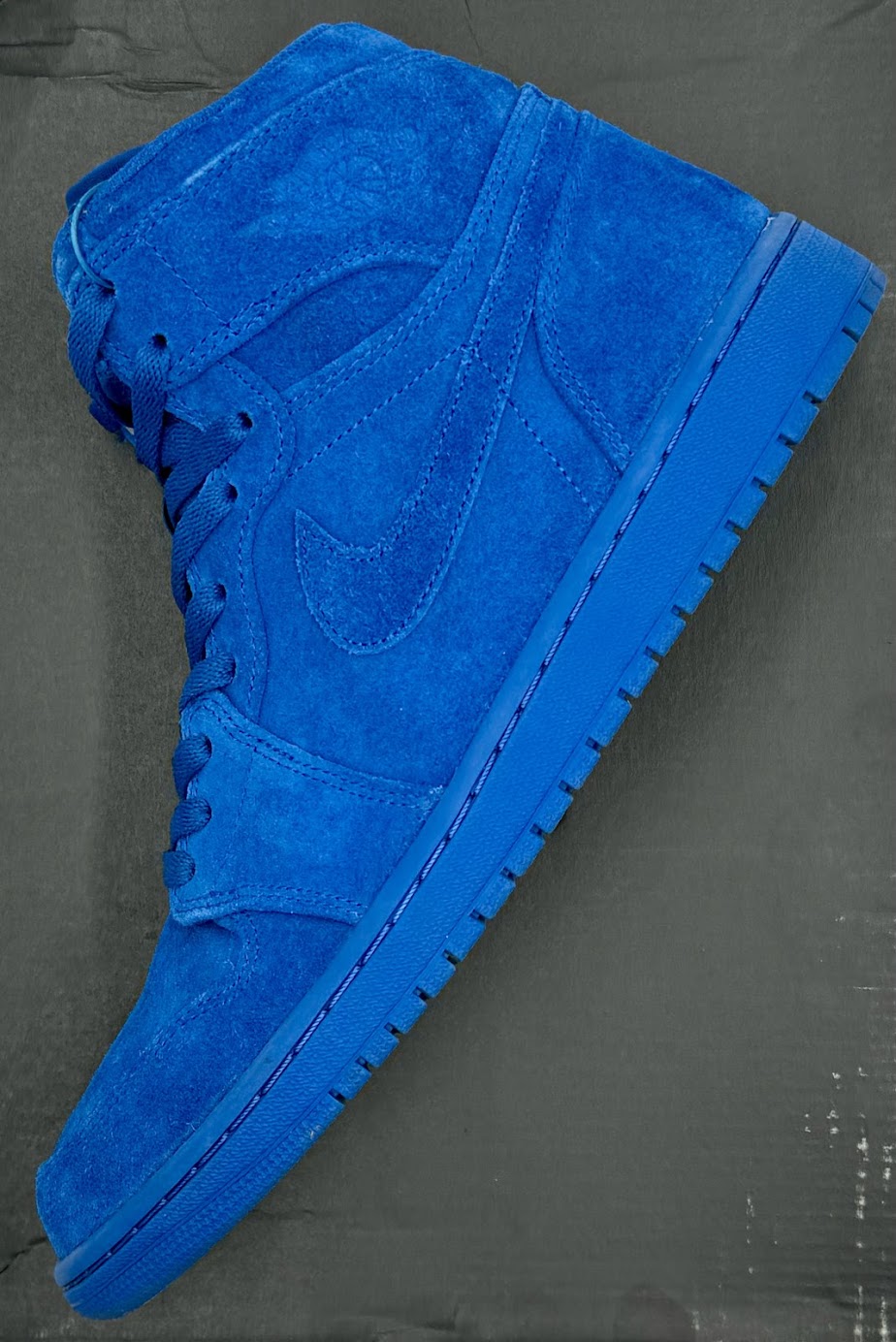 Jordan 1 Retro Blue Suede