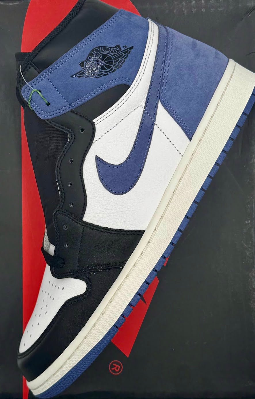 Jordan 1 Retro High Blue Moon