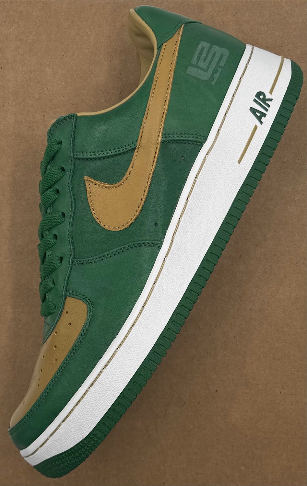 Nike Air Force 1 LeBron SVSM