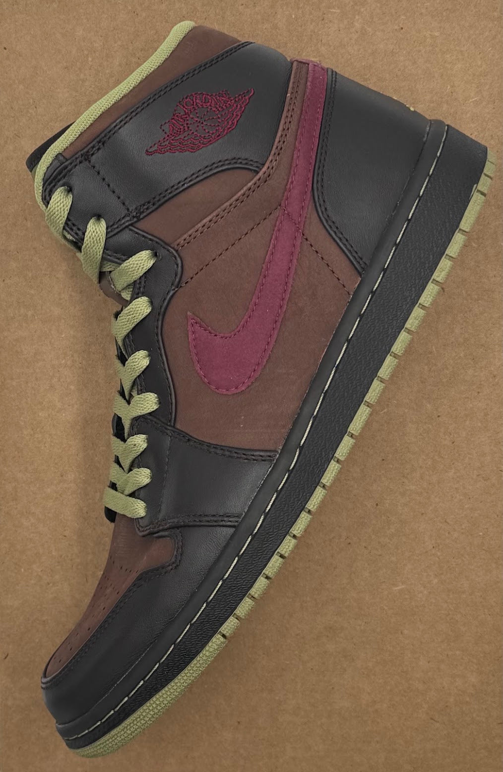Jordan 1 Retro High Velvet Brown (2010)